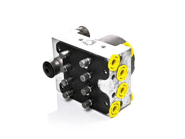 Toyota Yaris ABS kocka